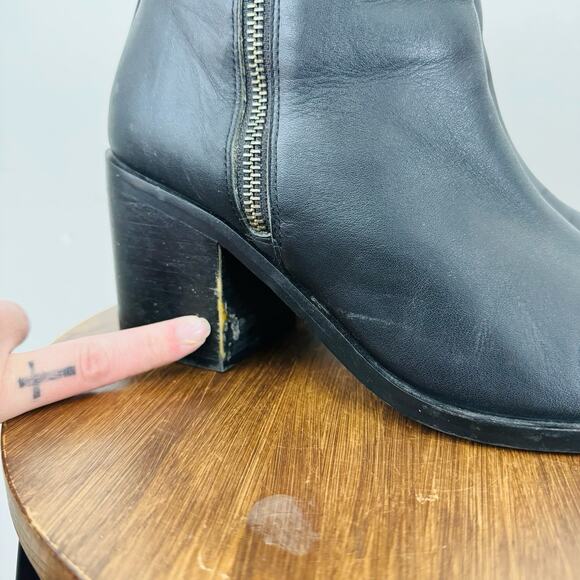 Treasure And Bond Freda Black Leather Bootie Women’s Size 8.5 - Picture 6 of 12